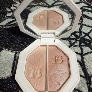 Fenty Beauty Killawatt Freestyle Highlighter | Shimmer Highlight Powder